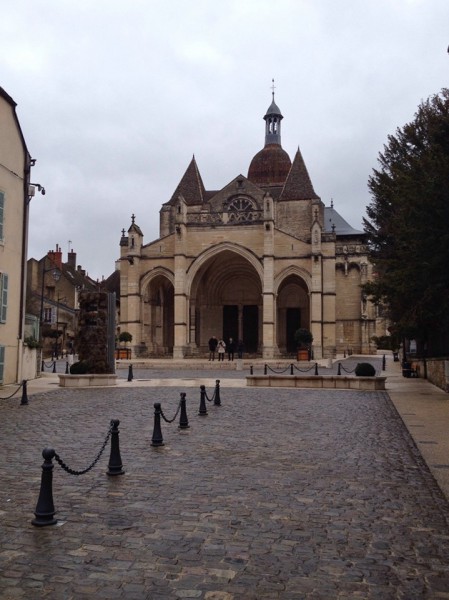 Die Basilika Notre-Dame de Beaune
