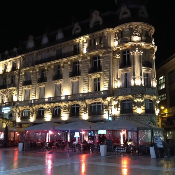 Montpellier am Abend, Haus am Place de La Comédie
