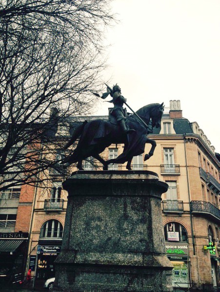 Statue zu Ehren von Jeanne d'Arc in Toulouse